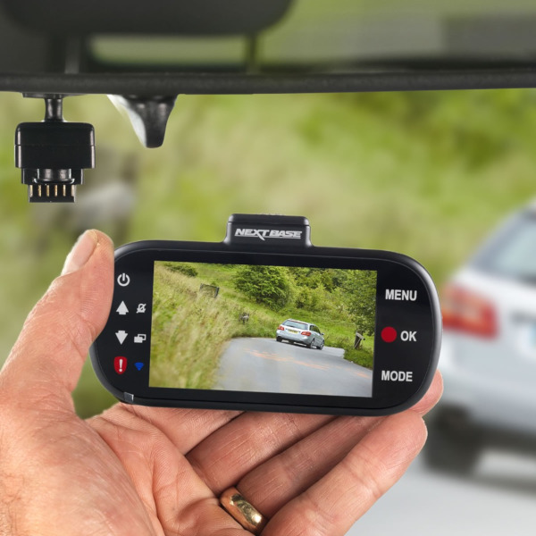 Falcon Electronics: În lipsa unei schimbări legislative, piața camerelor video auto va rămâne la un nivel de 60.000 de bucăți vândute într-un an, deși România este pe primul loc în Europa la accidente rutiere soldate cu victime